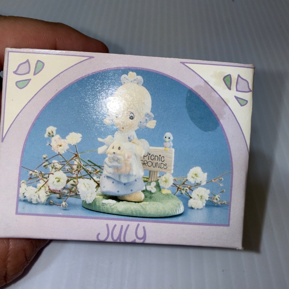 Precious Moments July Figurine Unisex OS Blue Good 1989 Enesco 573477 Puppy Bird